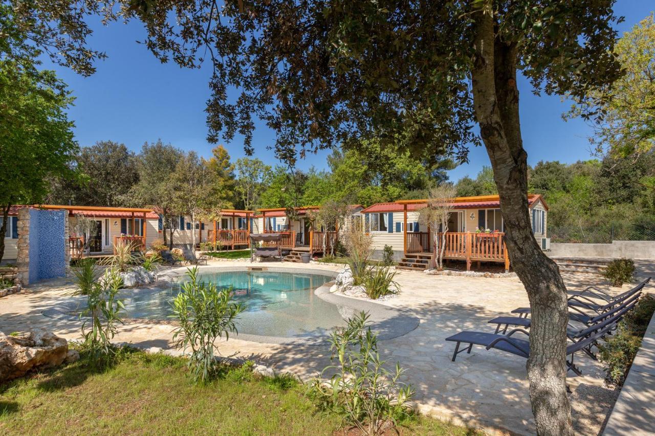 Mobile Homes Camp Garden Vestar Kompleks wypoczynkowy